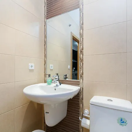 Apartman Estilo En Calle Brasil By Vigo